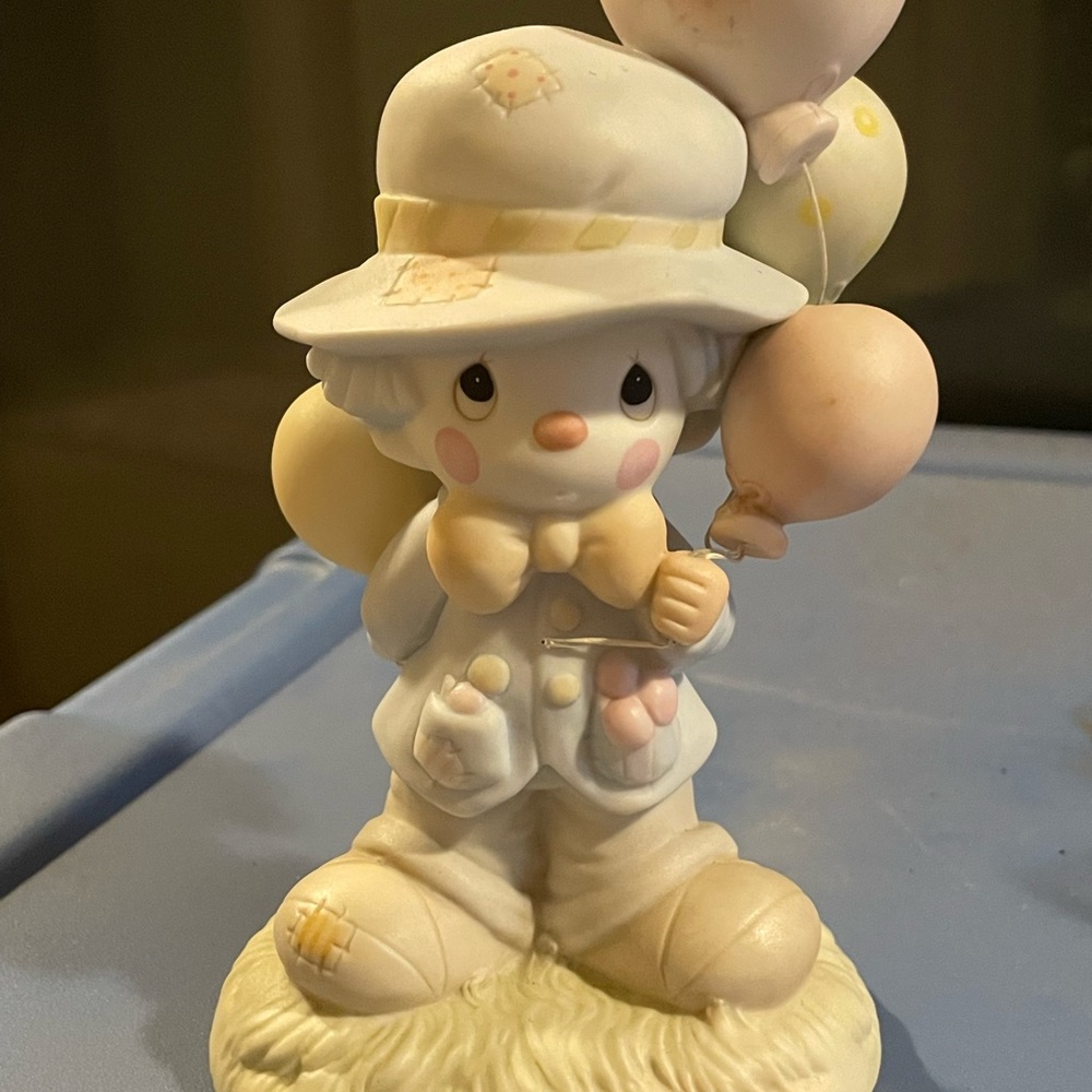 Precious Moments figurine I Get a Bang Out of You